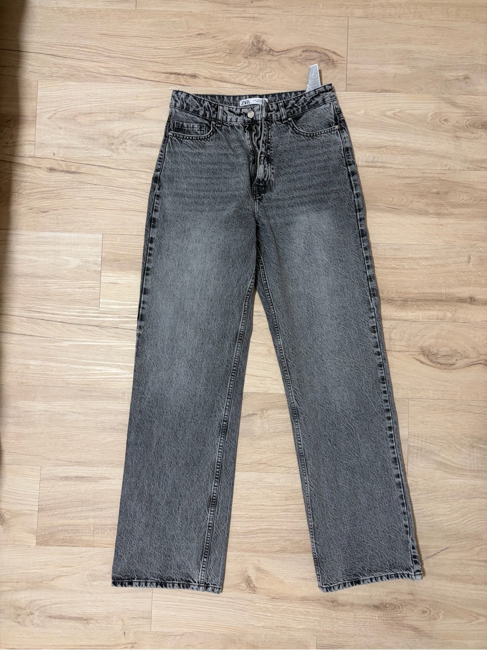 Zara High-Rise Straight Leg Jeans - Washed grey